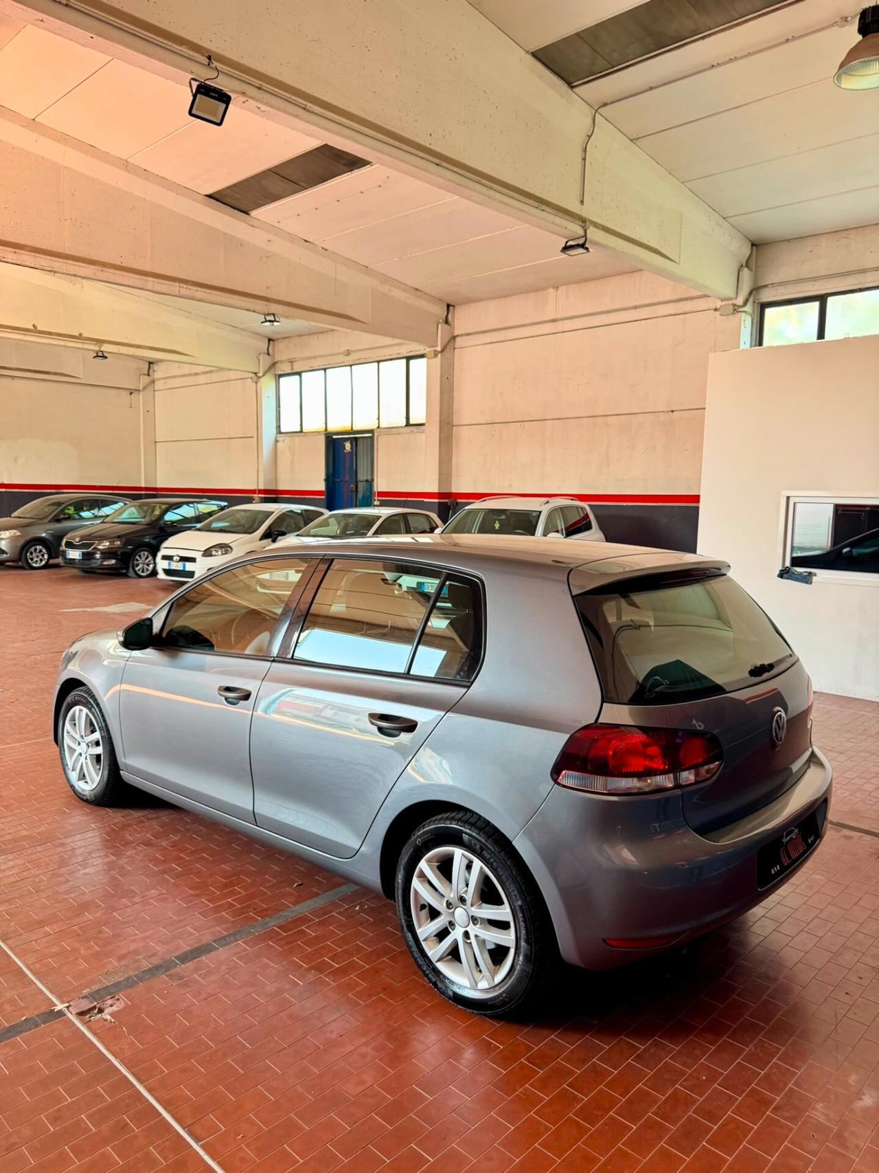 Volkswagen Golf 1.6 TDI DPF 5p. Highline