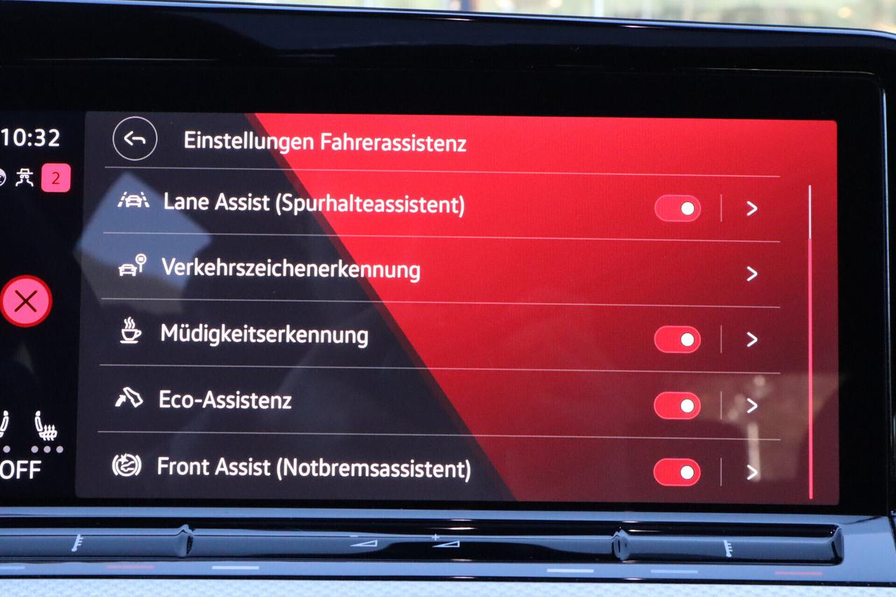 Volkswagen Golf 2.0 TDI 150 CV DSG MOVE TETTO PANORAMA GANCIO TRAINO