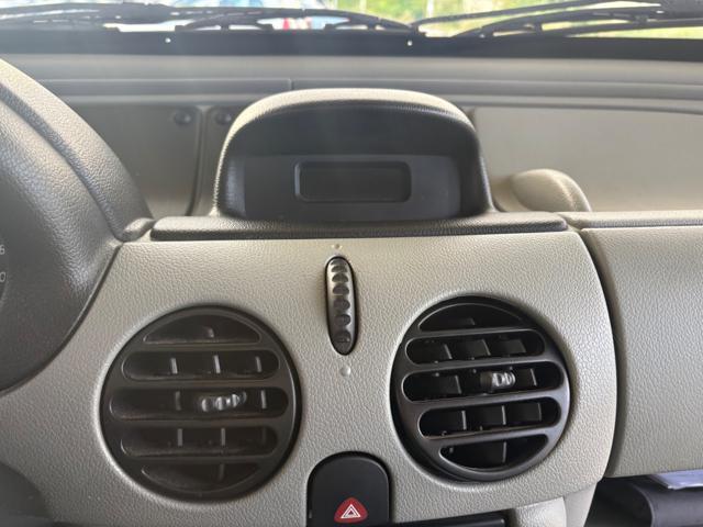 RENAULT Kangoo 1.2 16V cat 5 BENZINA porte Privilège OK NEOPATENT