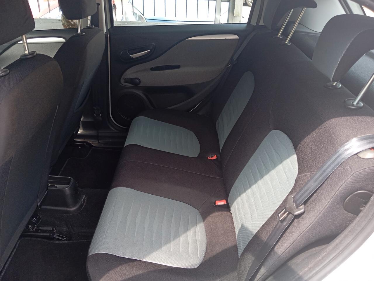 Fiat Punto Evo 1.3 Mjt 75 CV accetto permute