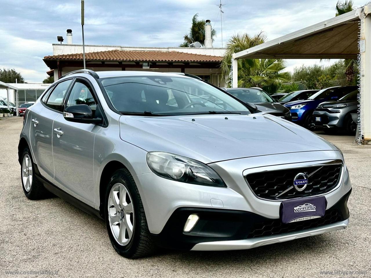 VOLVO V40 Cross Country D2 1.6 P.sh. Momentum
