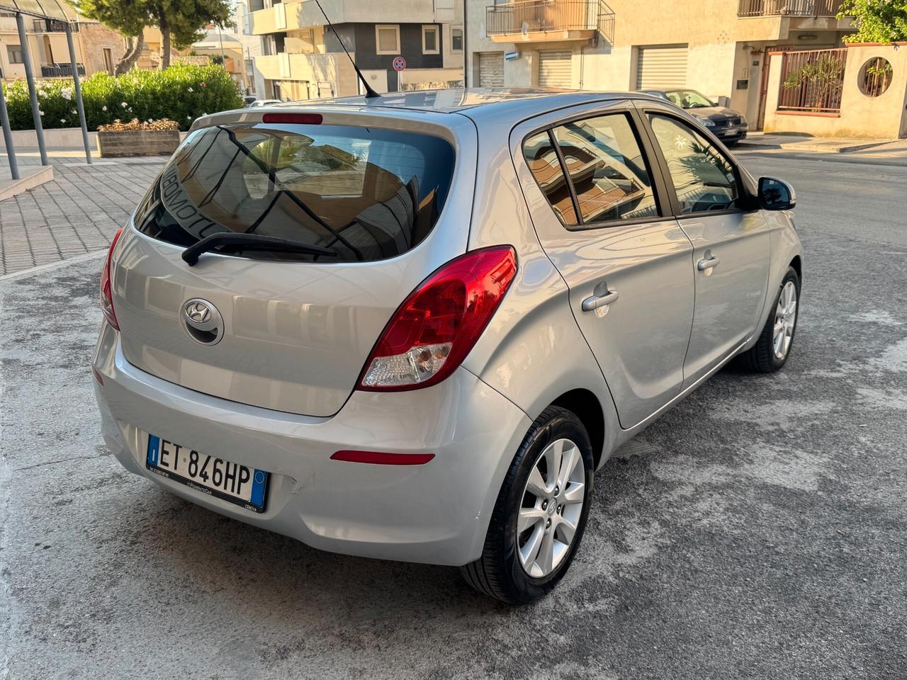 HYUNDAI I20 1.1 CRDI 75 CV. E5 SOUND EDITION PERFETTA