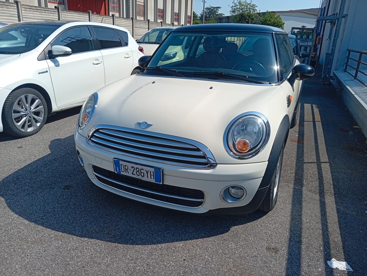 Mini 1.6 16V Cooper D NEOPATENTATI OK