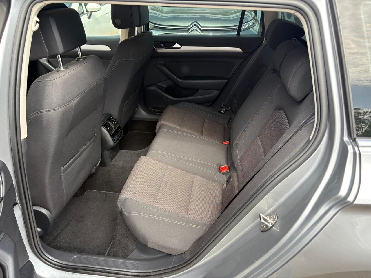 Volkswagen Passat VOLKSWAGEN PASSAT VIII 2015 VARIANT 2.0 TDI EXECUTIVE 150CV DSG 7M