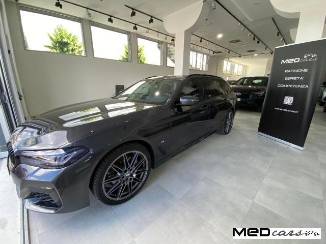 BMW - Serie 5 Touring - 520i Touring Msport