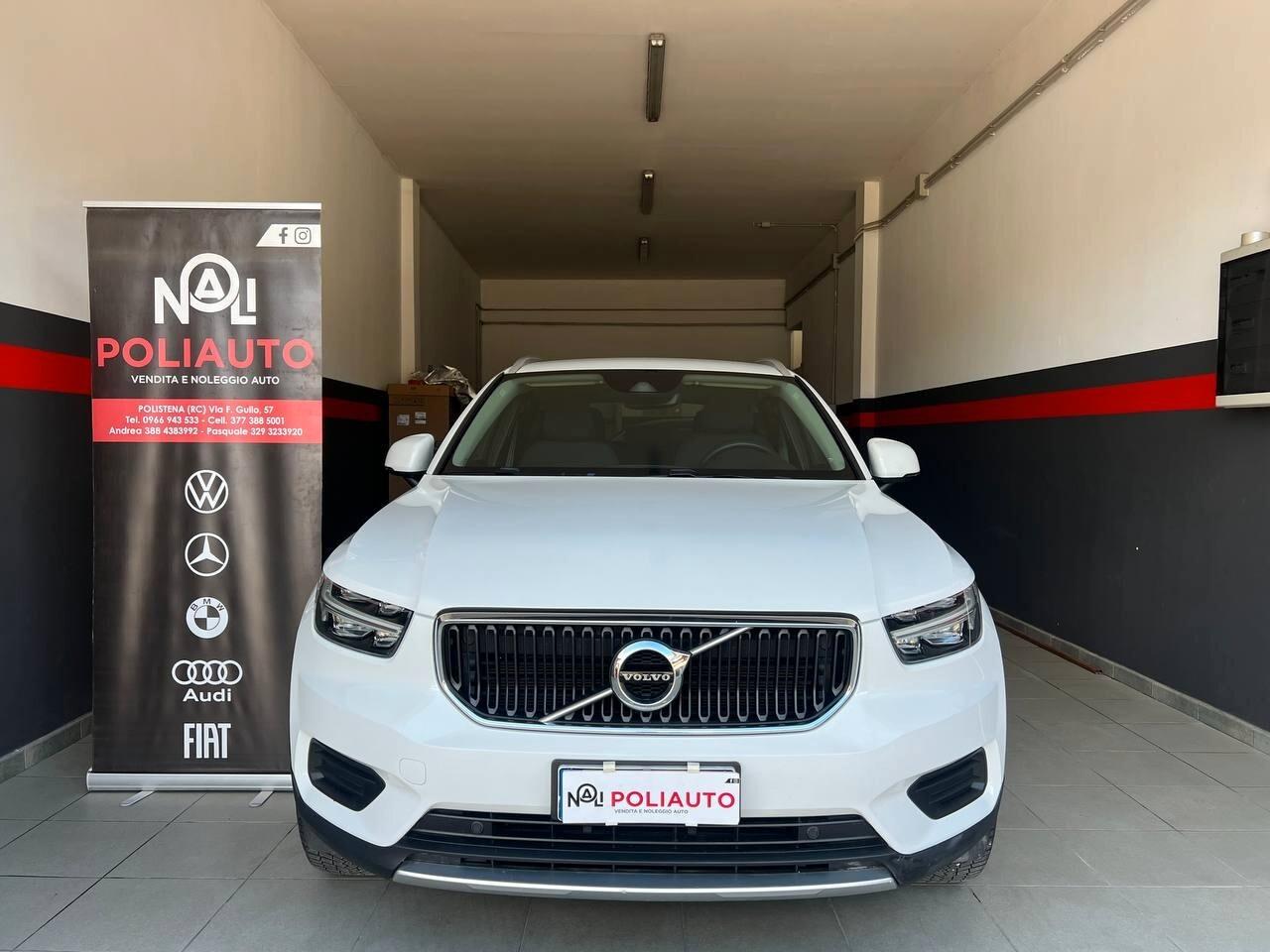 Volvo XC40 T2 Momentum Core