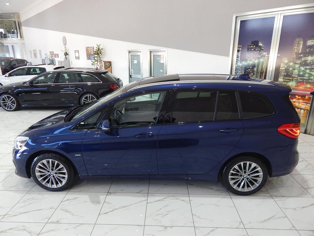 BMW 220 d Gran Tourer xdrive Luxury 7P. TETTO-NAVI-PELLE