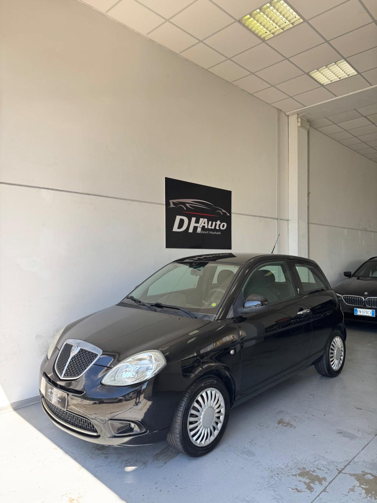 Lancia Ypsilon 1.2 69 CV Platinum