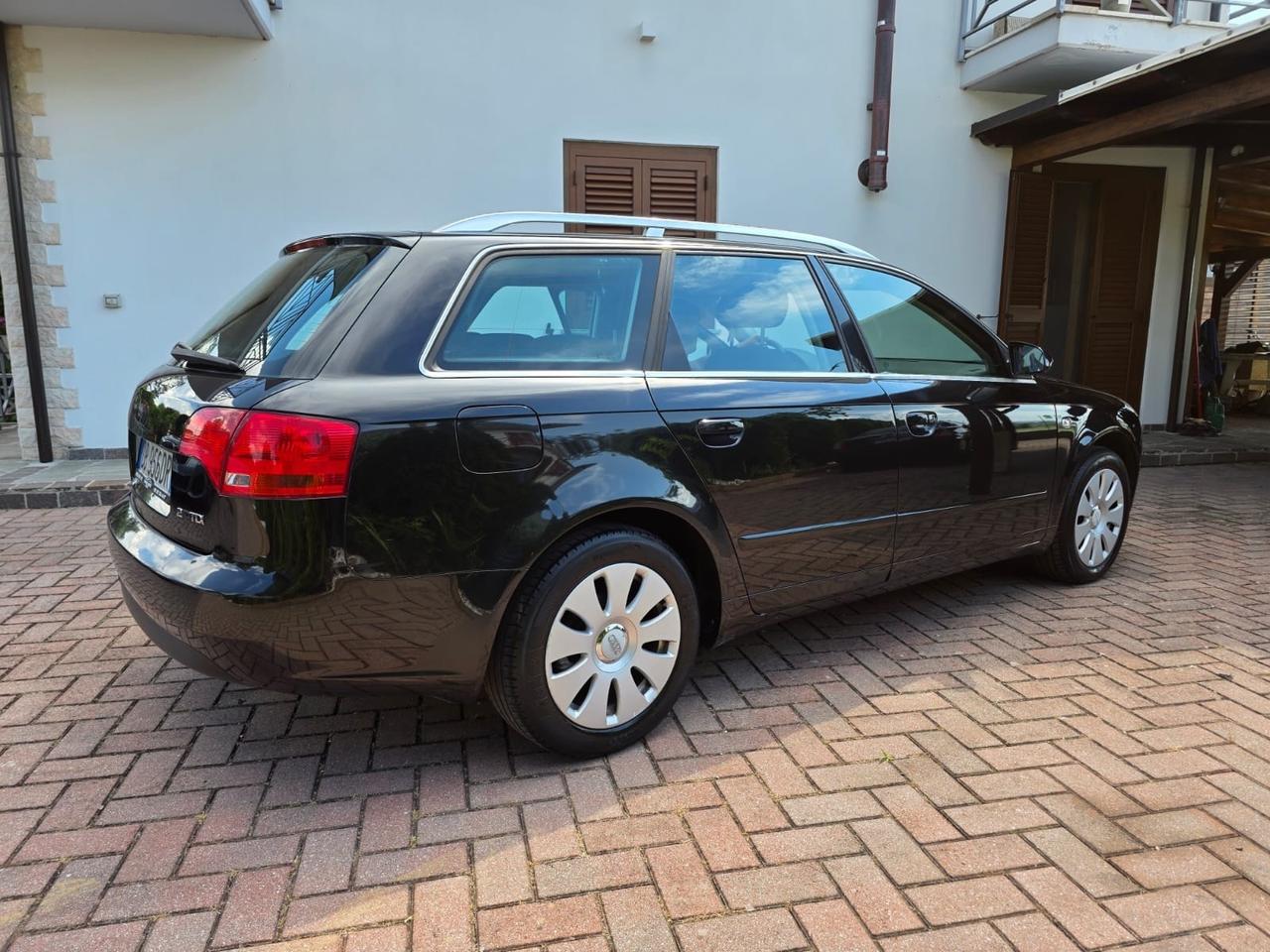 Audi A4 2.0 16V TDI Avant Top