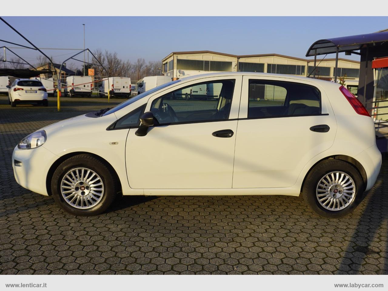 FIAT Punto 1.3 MJT 95CV Street solo Km 22.000 Euro 6B