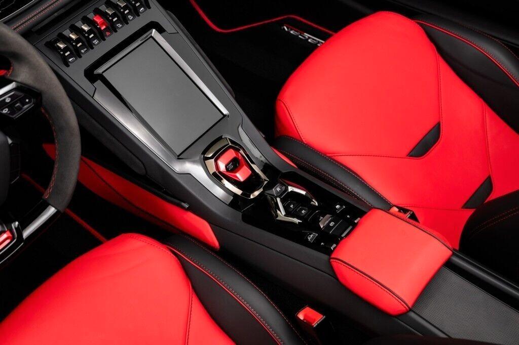 Lamborghini Huracàn EVO Spider 5.2 V10 NOLEGGIO LUNGO TERMINE - LEASING FULL INCLUSIVE