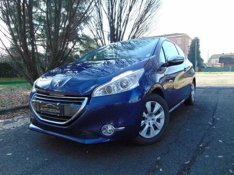 PEUGEOT 208 1° serie 1.6 e-HDi 92 CV Stop&Star...
