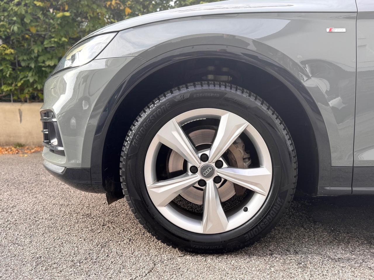 Audi Q5 2.0 TDI 190 CV S-LINE quattro S tronic Sport