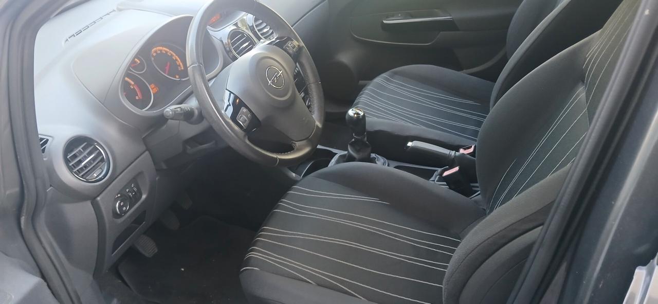 Opel Corsa 1.3 CDTI neopatentati