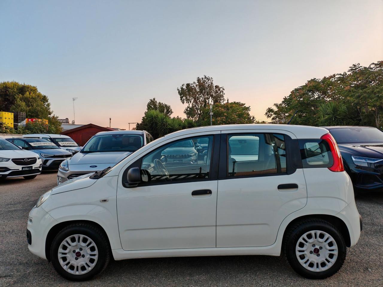 Fiat Panda 13MJT 95CV Lounge Full Optional 2018