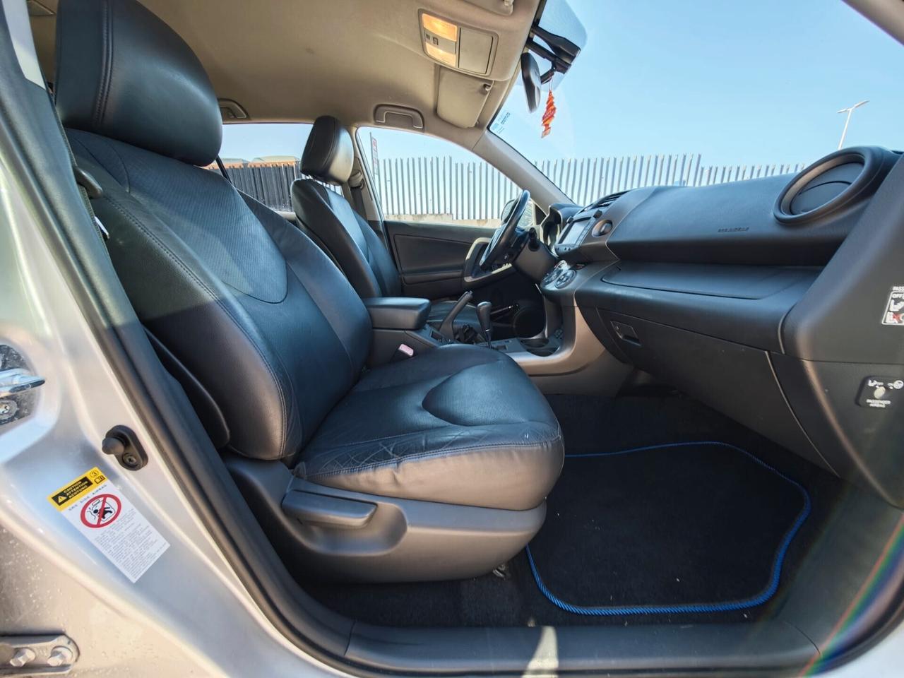 Toyota RAV 4 RAV4 Crossover 2.2 D-Cat A/T 150 CV Luxury