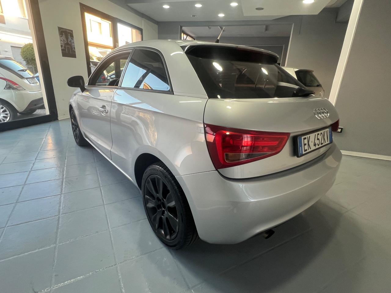 Audi A1 1.6 TDI NEOPATENTATI