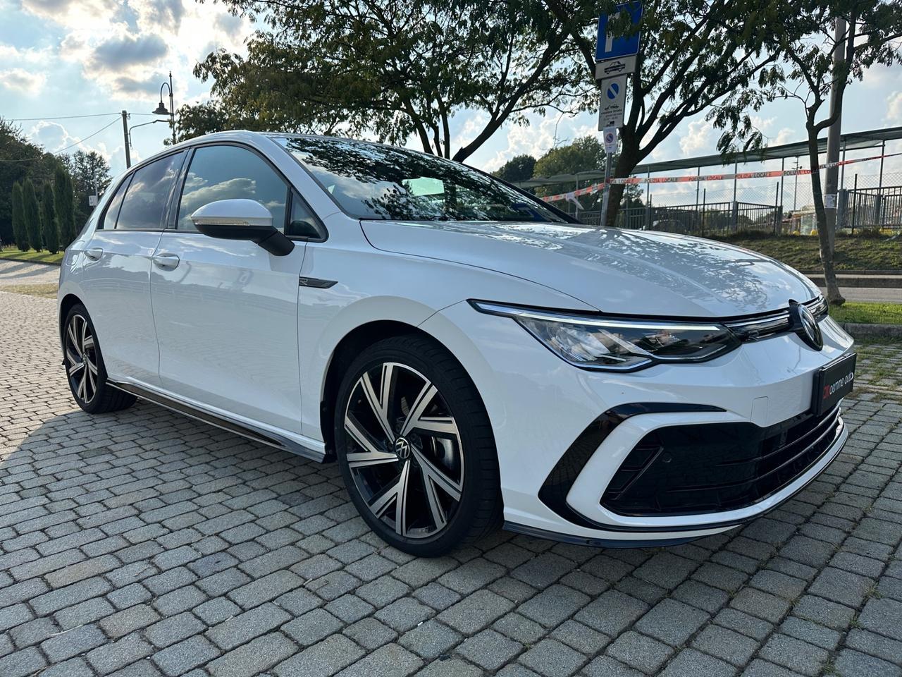 Volkswagen Golf 1.5 eTSI 150 CV EVO ACT DSG R-Line