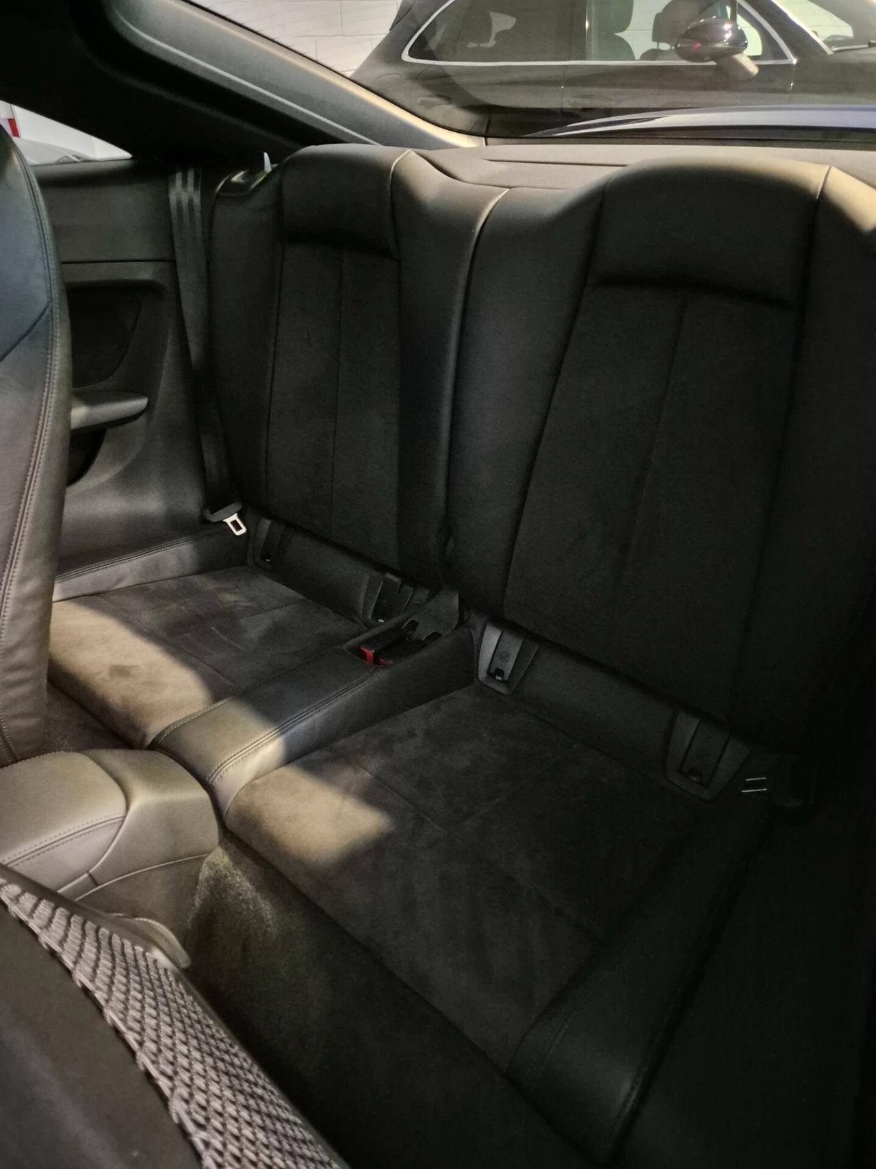 Audi TT S-line TFSI S-tronic 1.8cc 179cv Automatica