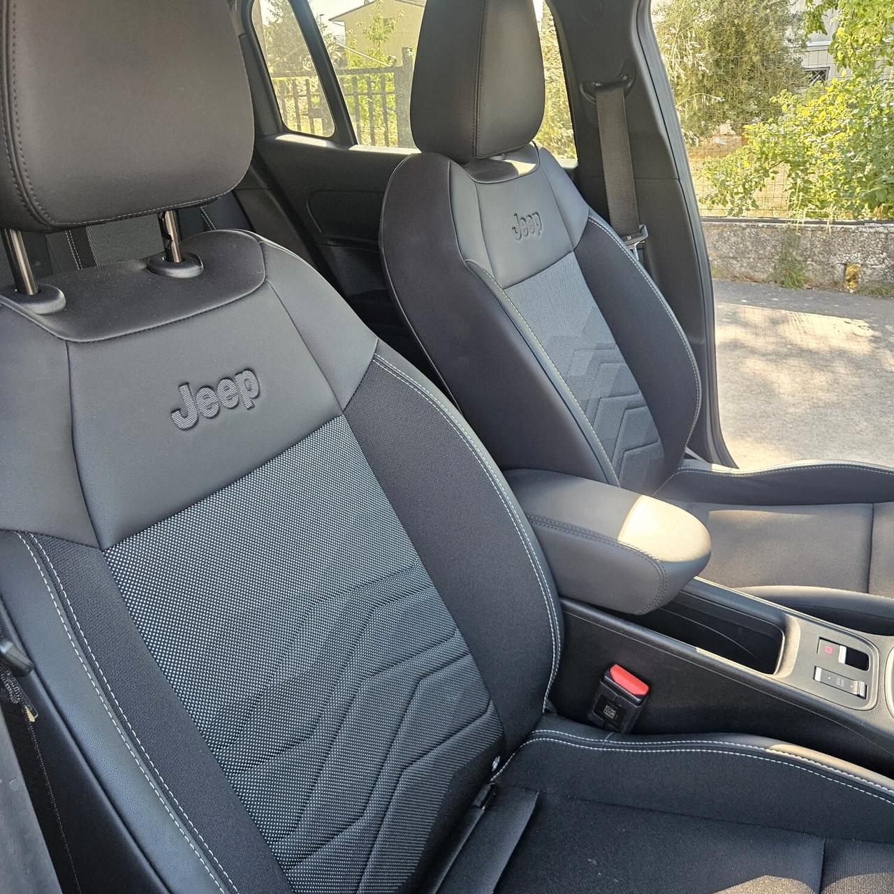 Jeep Avenger 1.2 Turbo 100 CV Summit 2025