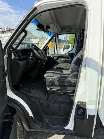 Iveco Daily 65C17 E5B FrigoATP 05 27Cruise3830x2150x2150kg2775