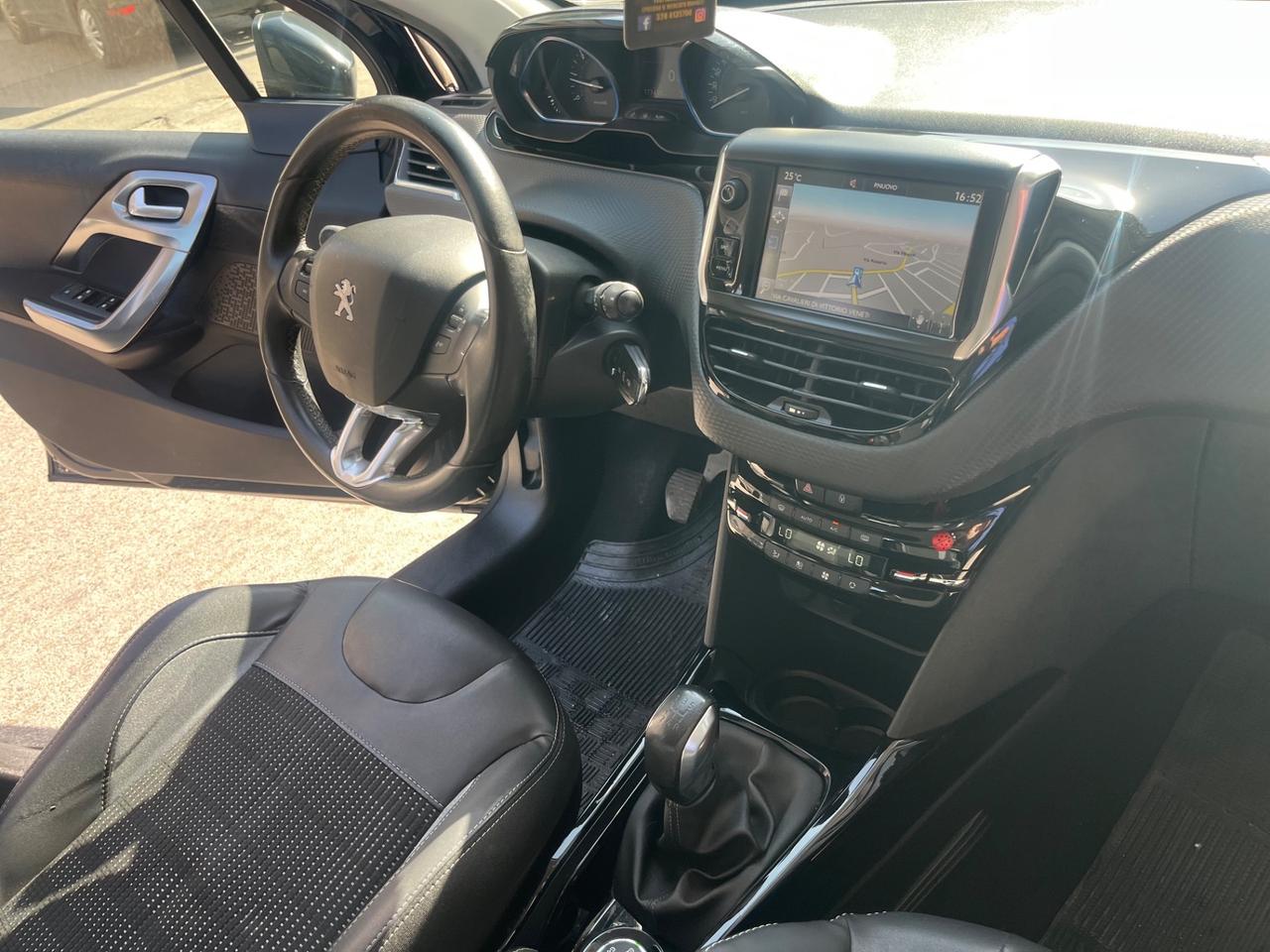 Peugeot 2008 BlueHDi 100 GT Line 2017