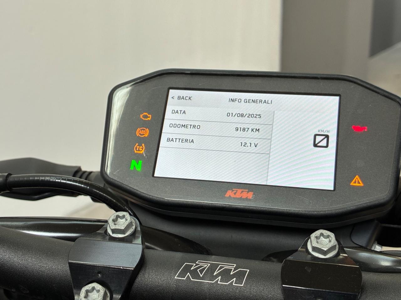 Ktm 890 Duke R