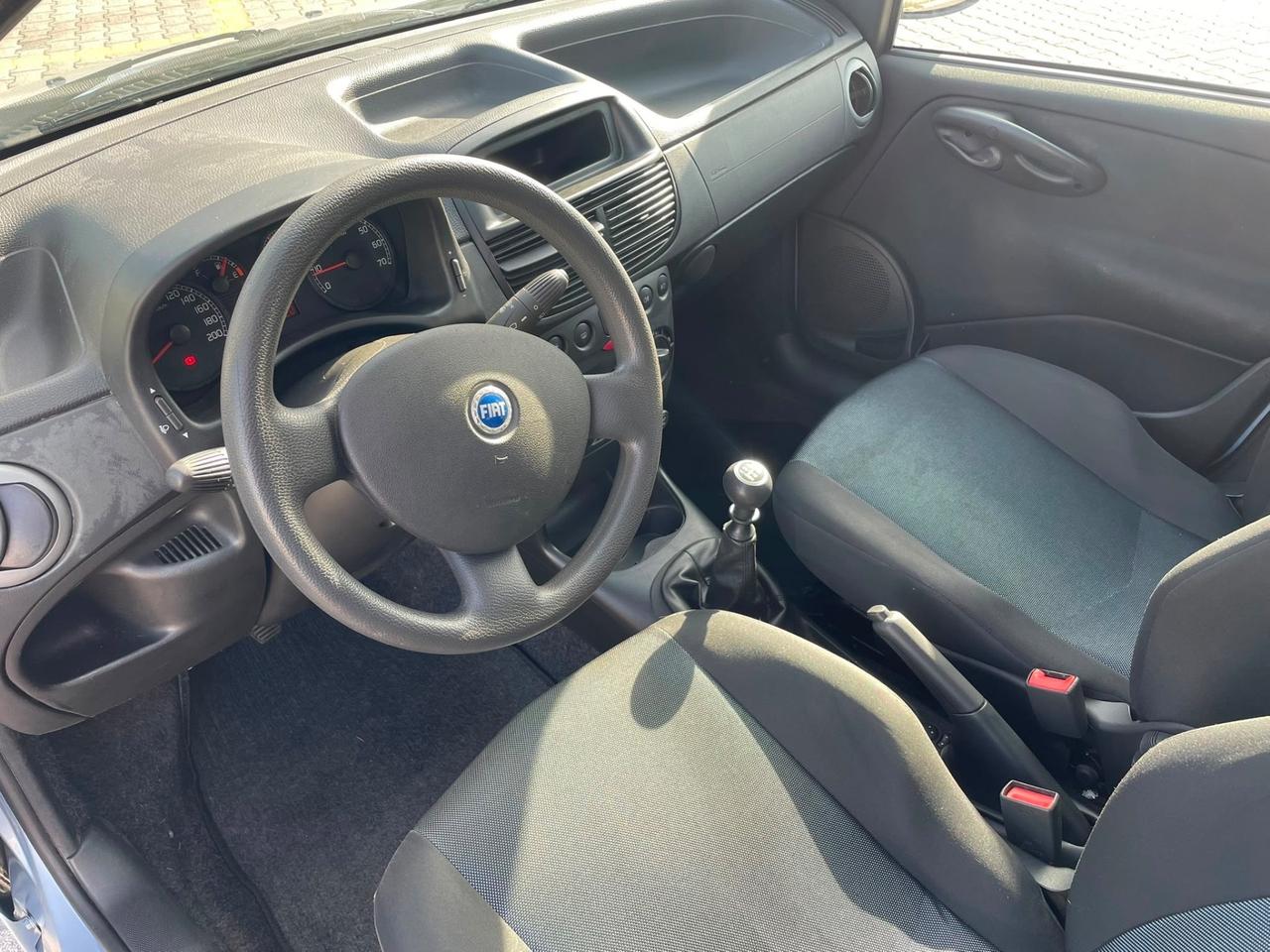 Fiat Punto o.k. neopatentati solo 60.000km