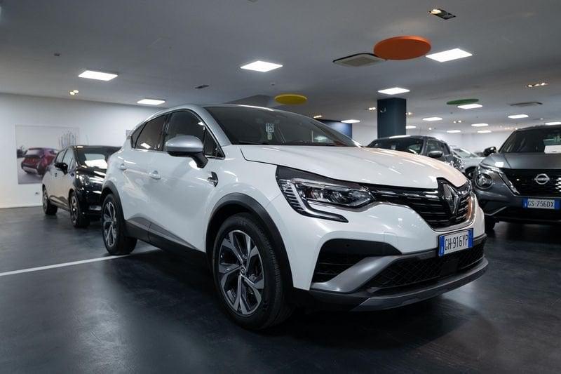 Renault Captur 1.6 E-Tech hybrid RS Line 145cv auto