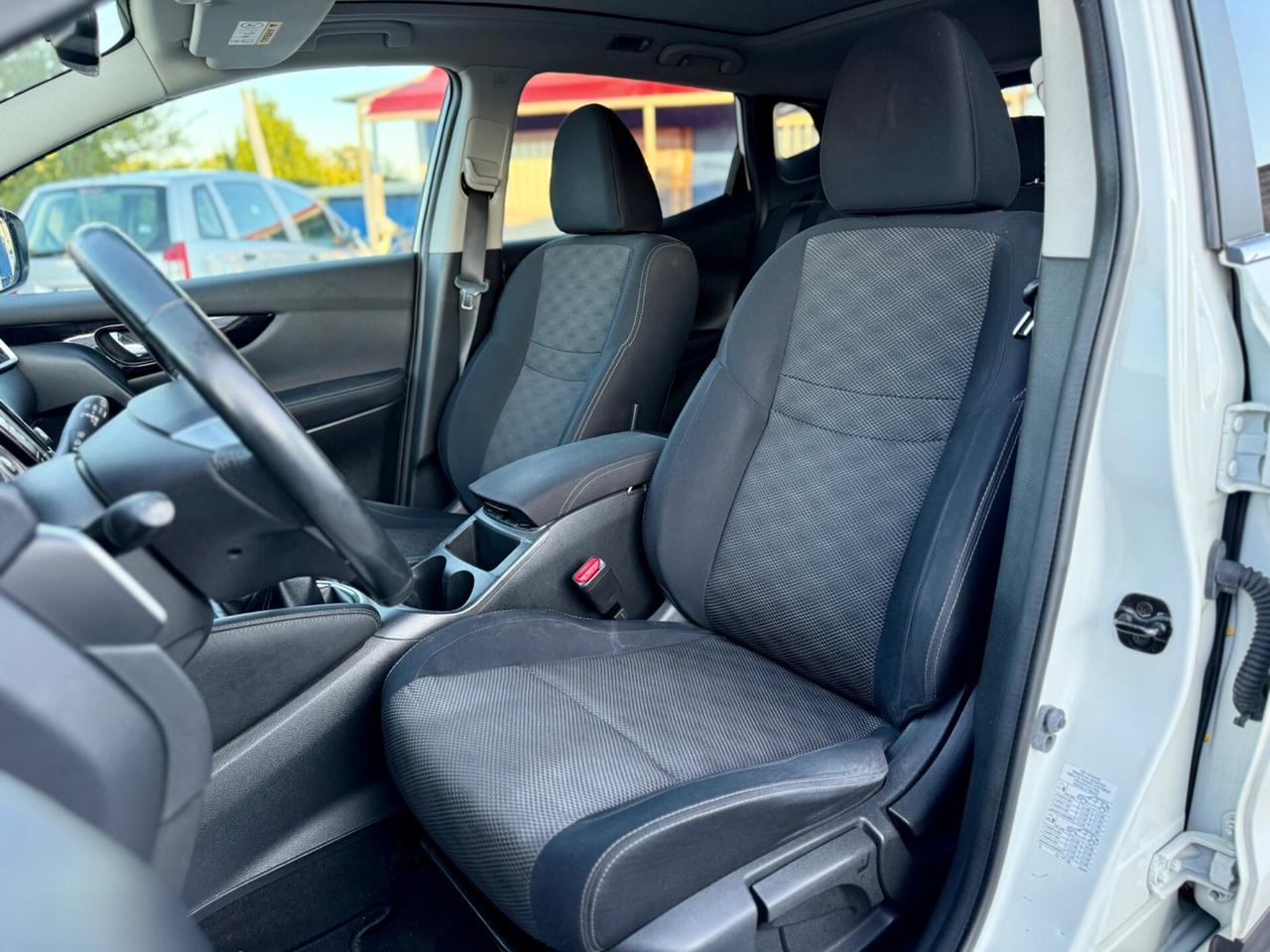 Nissan Qashqai 1.5 dCi Tekna NEOPATENTATI