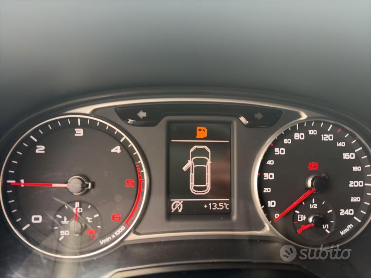 Audi A1 1.6 TDI 116 CV S-Line FARI Led