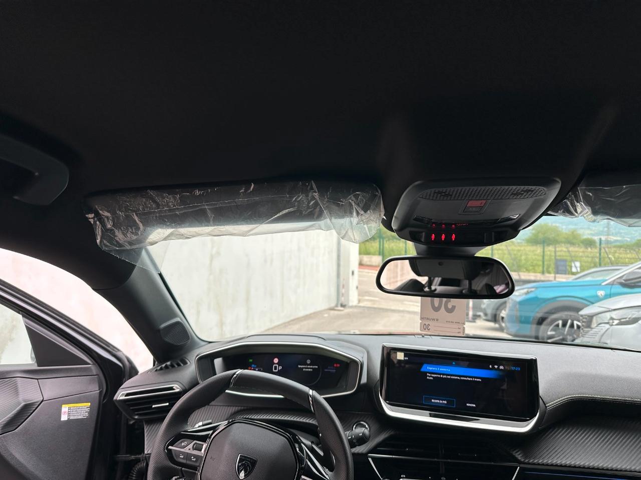 Peugeot 208 1.2 hybrid GT 145cv e-dcs 6
