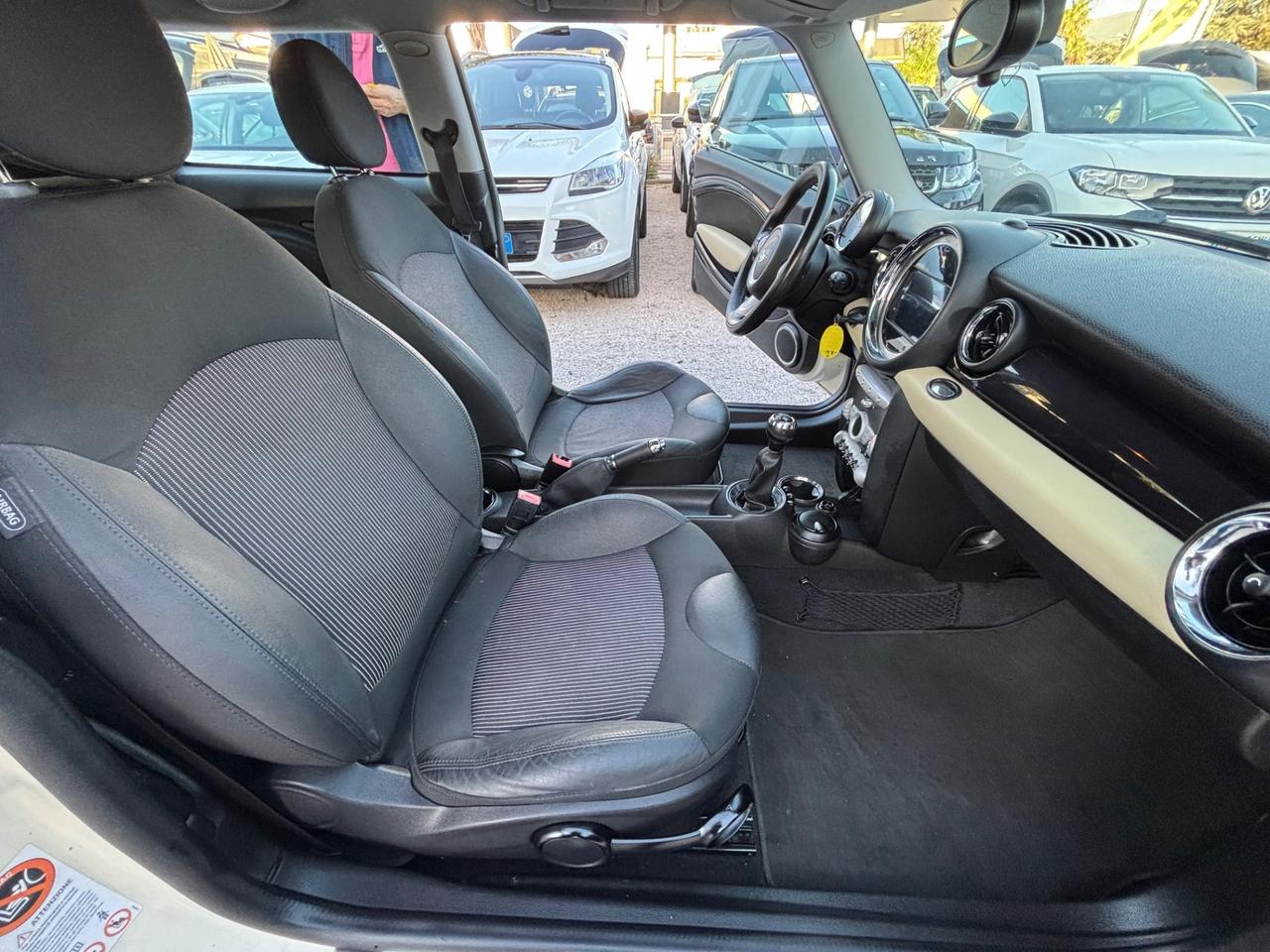 MINI COOPER D 1.6 109CV 130.000KM