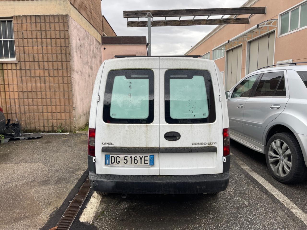 Opel Combo 1.7 CDTI 101CV 3p. Van