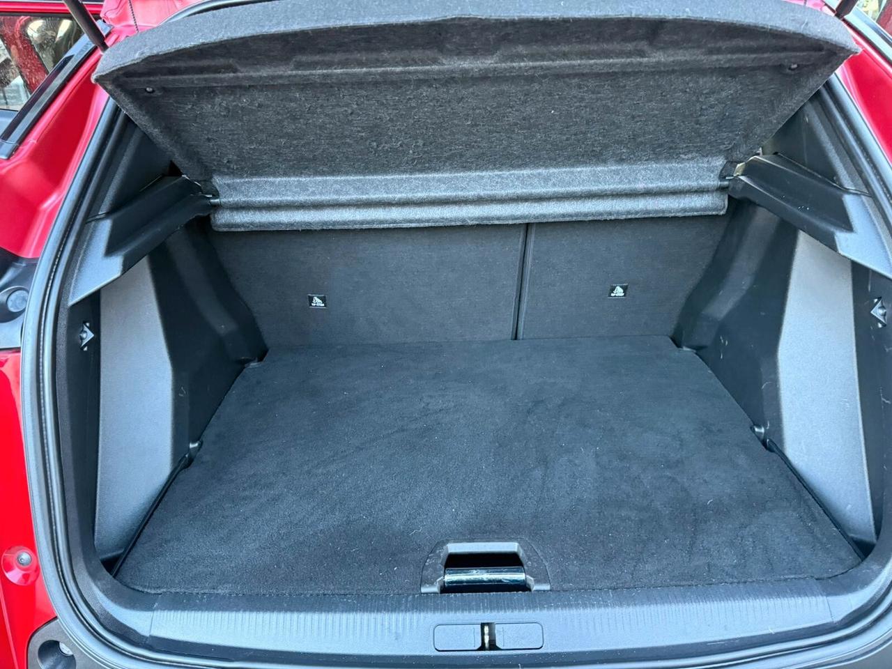 Peugeot 2008 PureTech 130 S&S EAT8 Allure