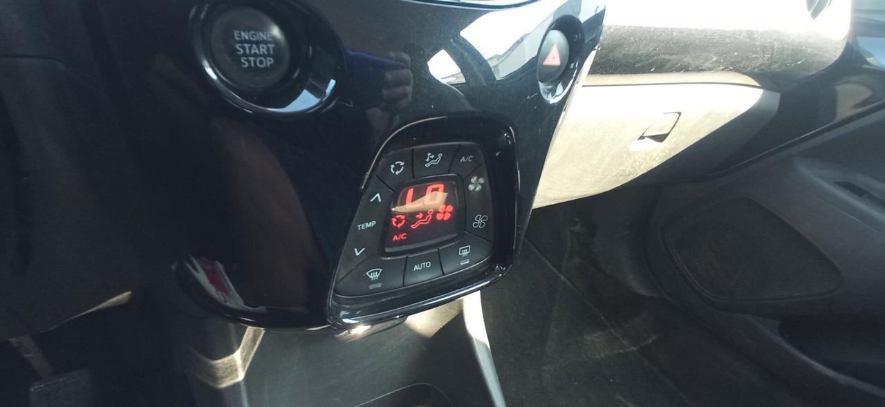 Toyota Aygo 1.0 x-clusiv