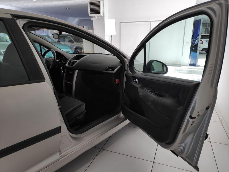 Peugeot 207 1.4 88CV 5p. XS