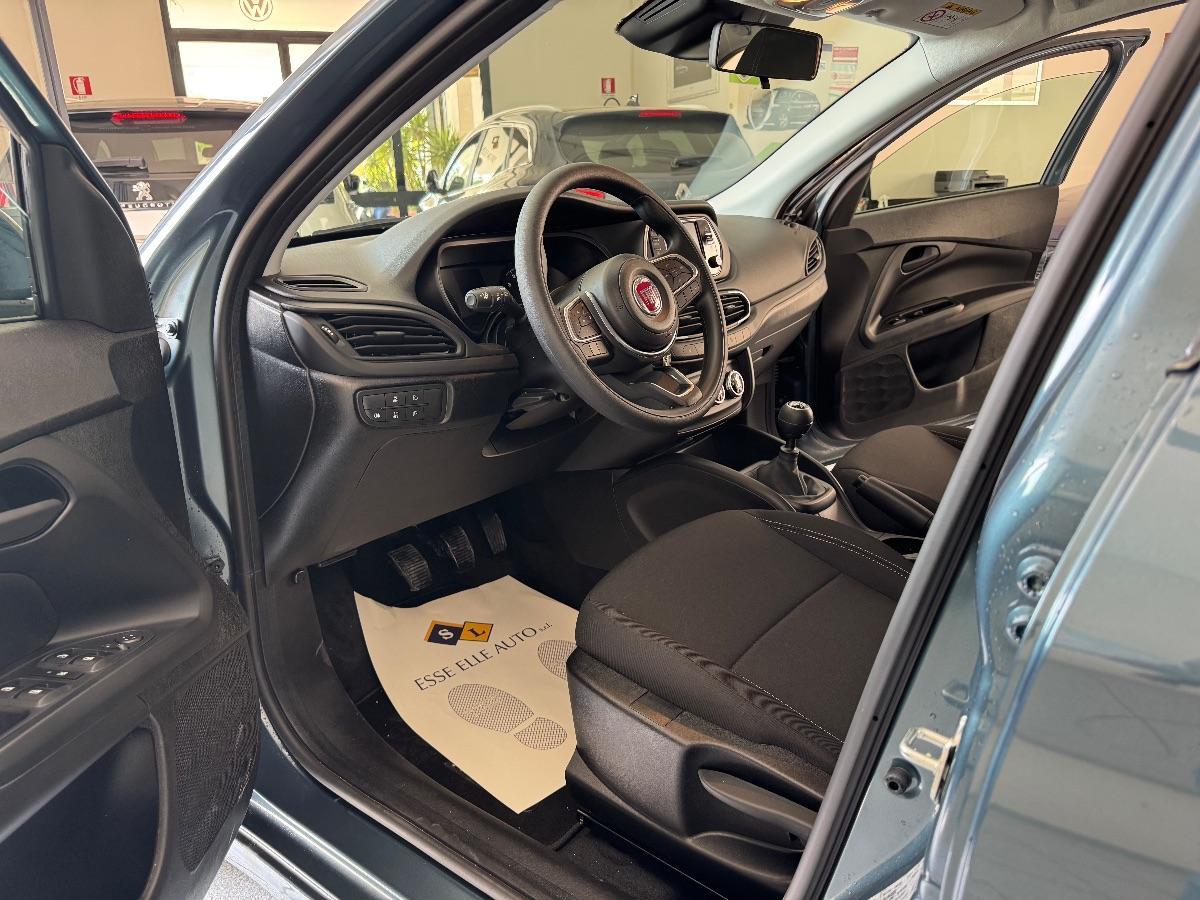 FIAT - Tipo - 1.6 Mjt S&S 5p. Garmin RETROCAMERA/ UNICO PROP/ CARPLAY