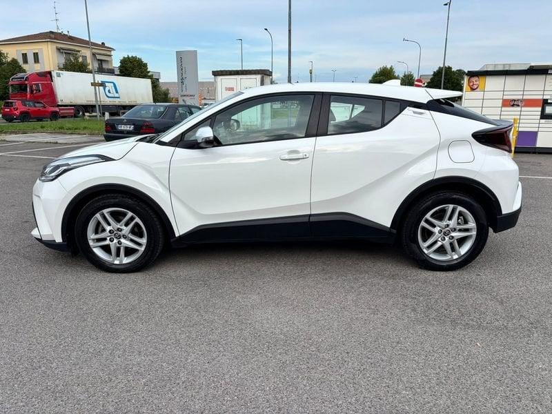 Toyota C-HR C-HR 1.8 Hybrid E-CVT Active