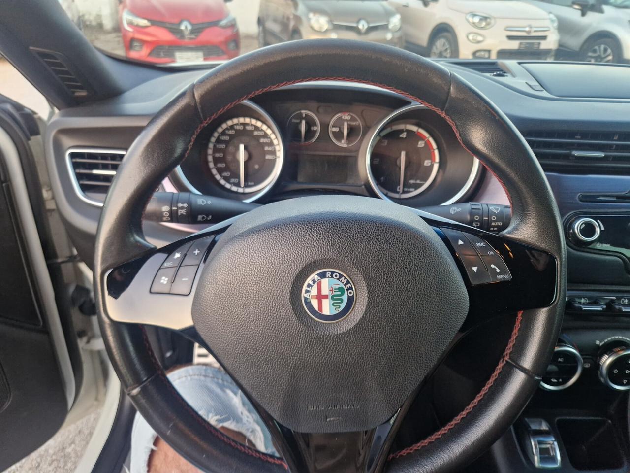 Alfa Romeo Giulietta 1.6 105 CV - 2010