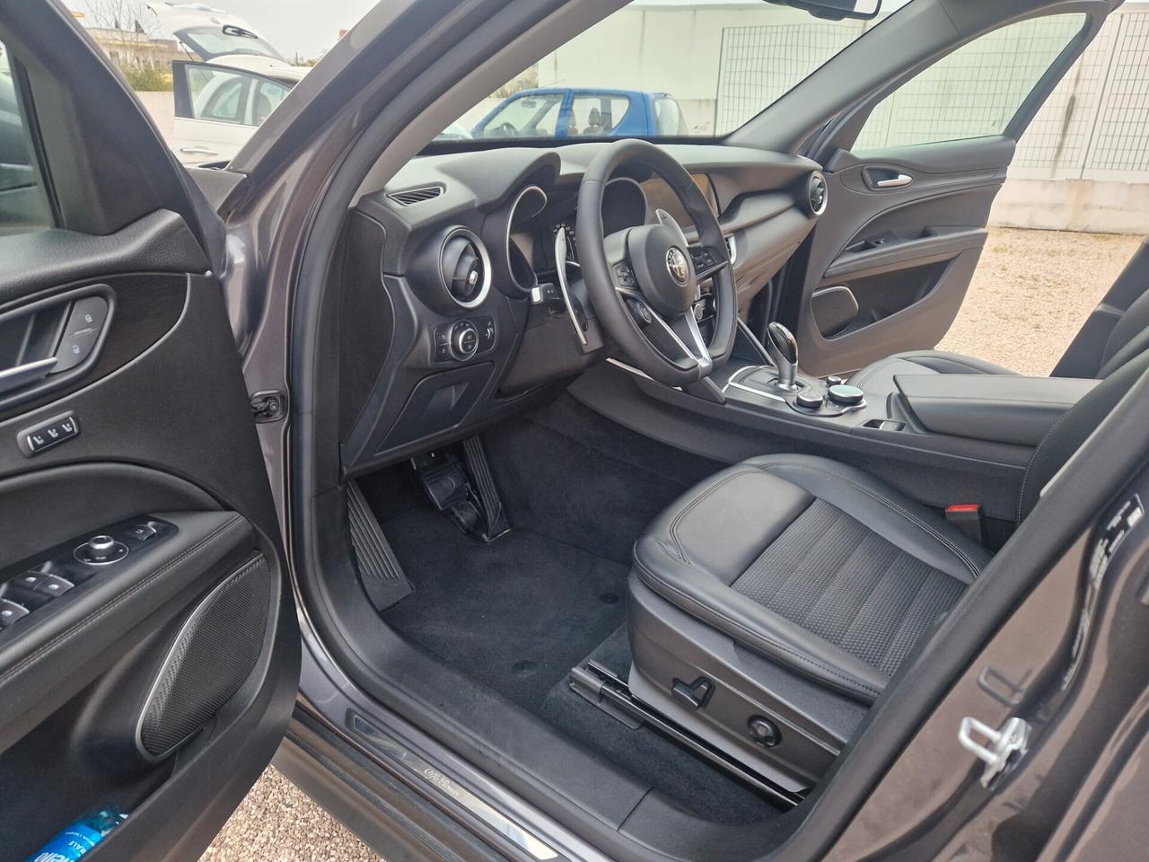 Alfa Romeo Stelvio 2.2 Turbodiesel 210 CV AT8 Q4 B-Tech