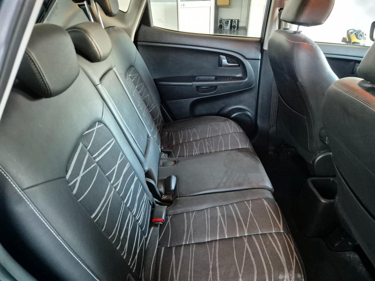 Kia Venga 1.4 CVVT Cool