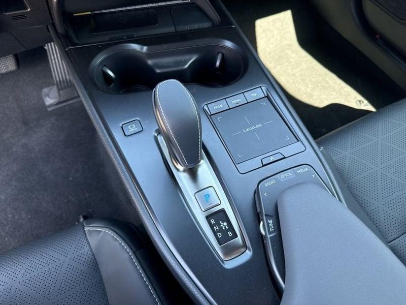 Lexus UX Full Electric UX UX 300e Premium MY22