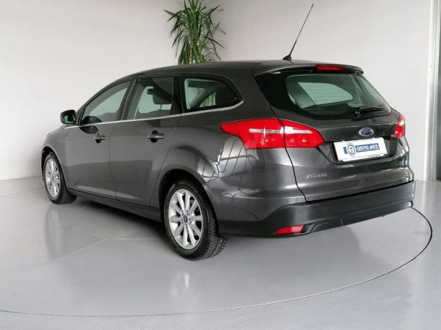 FORD Focus 1.6 120 CV GPL SW Titanium