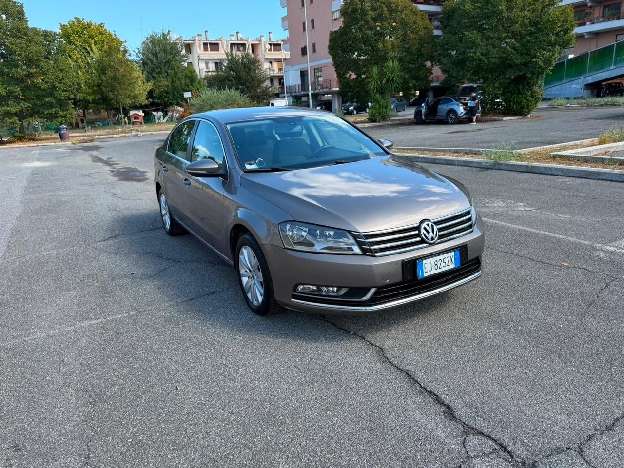 Volkswagen Passat 2.0 TDI Highline BlueM. Tech.