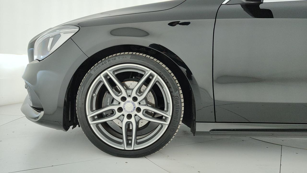 Mercedes-Benz CLA 200 d (cdi) Premium auto