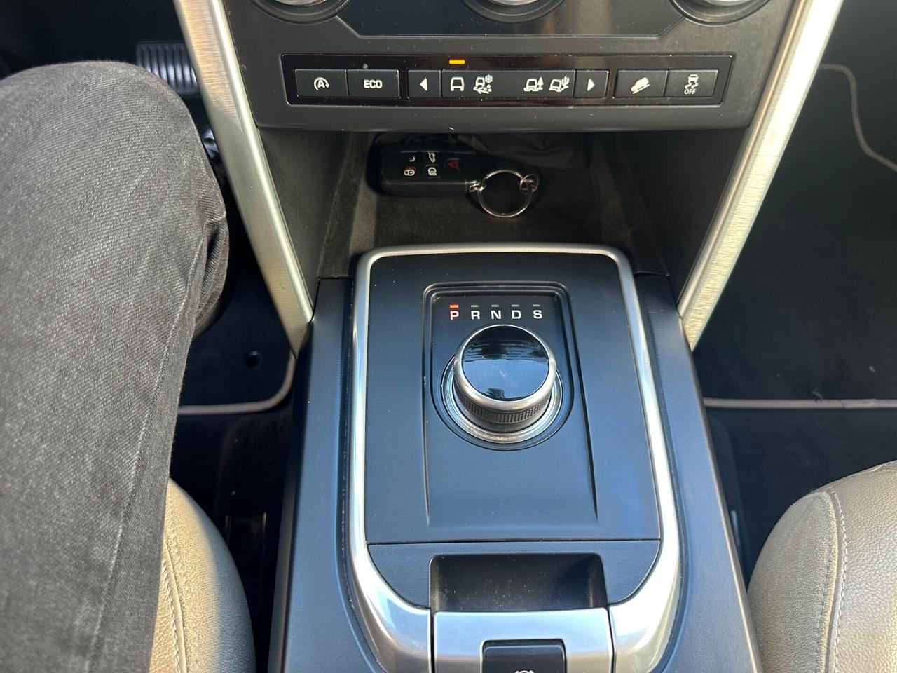 Land Rover Discovery Sport 2.0d R-Dynamic Full optional