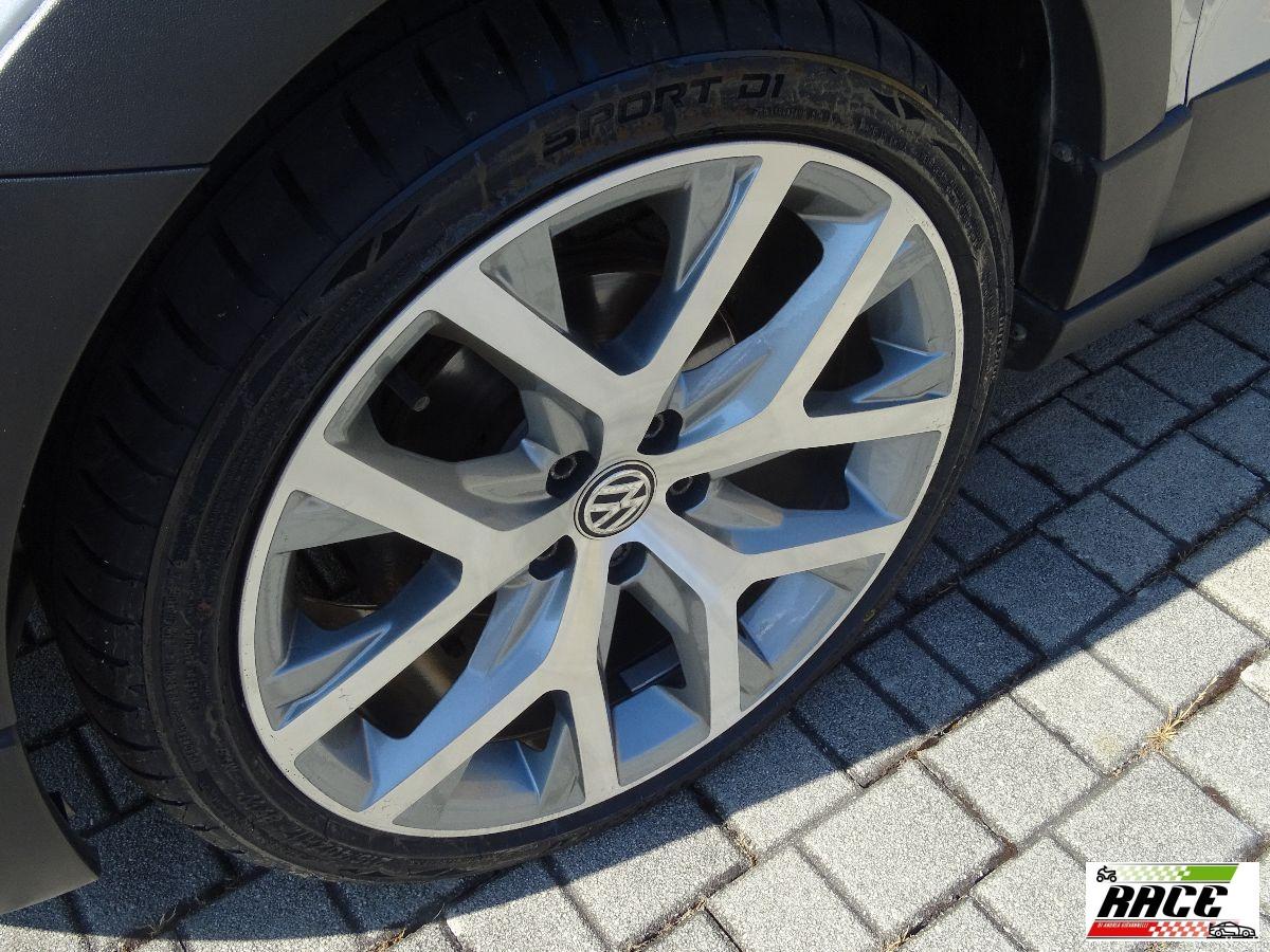 VOLKSWAGEN - Polo - Cross 1.4 TDI DSG BlueMotion Tech.