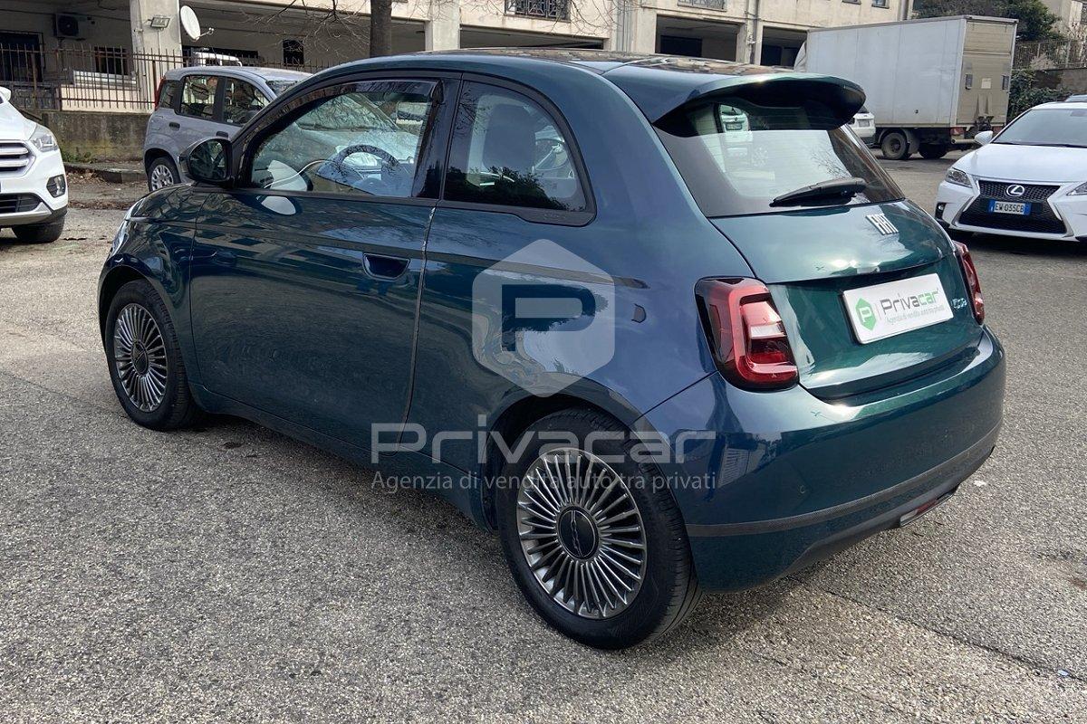 FIAT 500e 3+1 42 kWh Icon