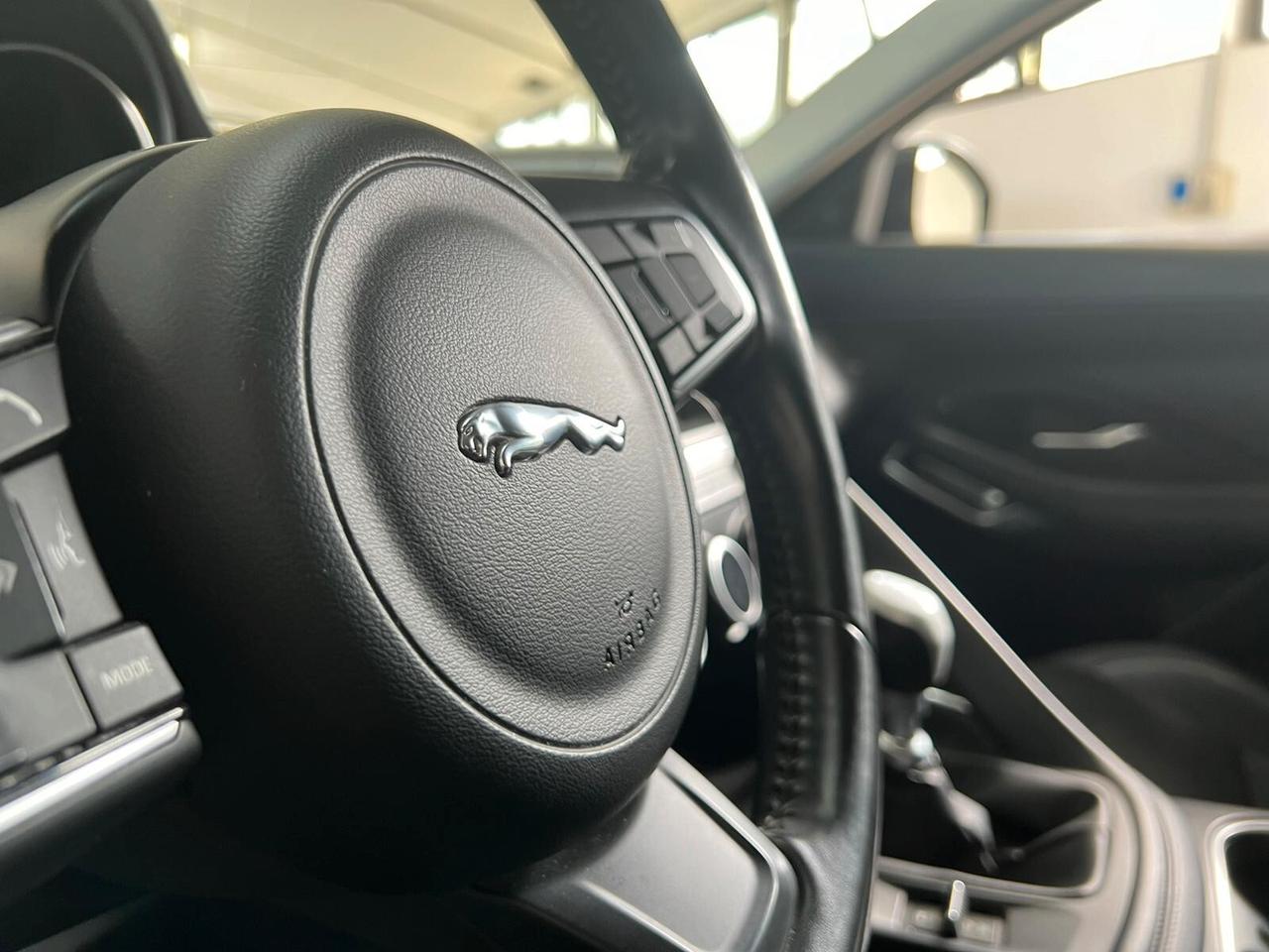 Jaguar E-Pace 2.0D 150 CV AWD R-Dynamic S